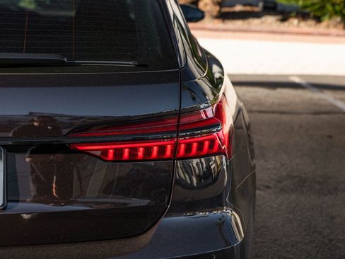 Used 2023 Audi RS 6 w/ Carbon Optic Package image 7