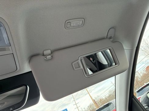 Used 2023 Hyundai Kona Limited image 42