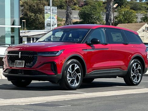 New 2026 Lincoln Nautilus Premier w/ Jet Appearance Package image 7