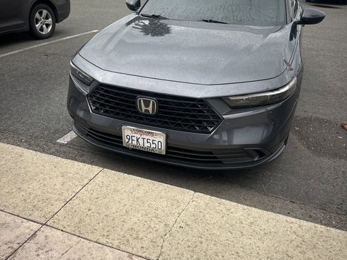 Used 2023 Honda Accord EX image 5