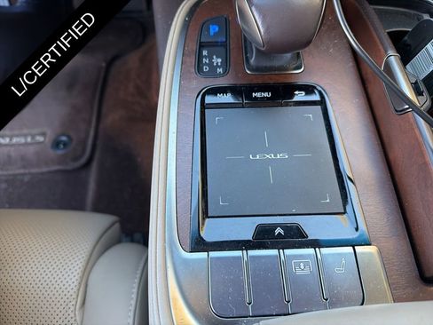 Used 2019 Lexus LS 500 AWD image 22