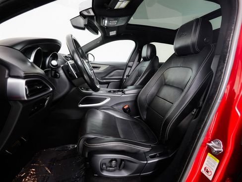 Used 2017 Jaguar F-PACE S image 27