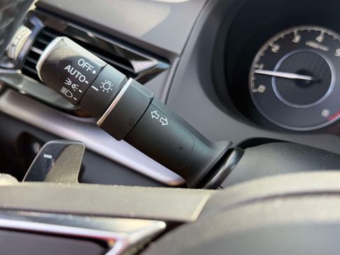 Used 2023 Acura RDX AWD image 30