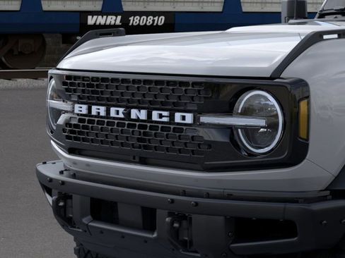 New 2026 Ford Bronco Badlands image 19