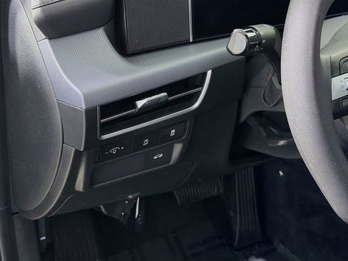 Used 2025 Hyundai Sonata SE image 12