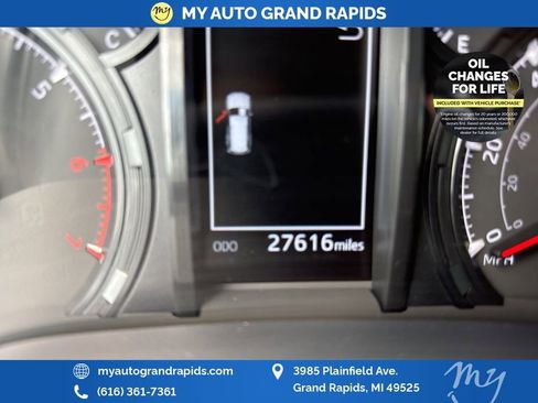 Used 2024 Toyota 4Runner SR5 Premium image 18