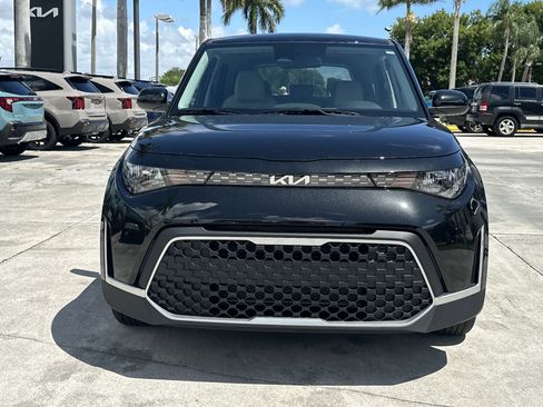 New 2025 Kia Soul LX w/ LX Technology Package image 3