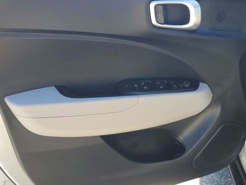 Certified 2023 Hyundai Venue SEL w/ Cargo Package image 35