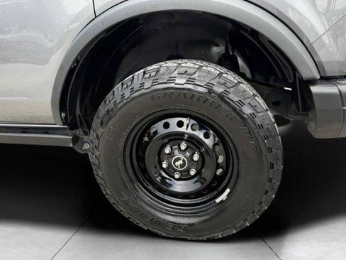 Used 2023 Ford Bronco Black Diamond AWD/4WD image 65