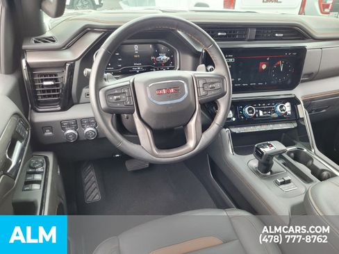 Used 2024 GMC Sierra 1500 AT4 image 6