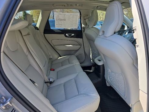 New 2026 Volvo XC60 T8 Ultra w/ Protection Package Premier AWD/4WD image 16