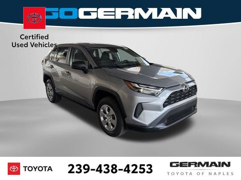 Used 2025 Toyota RAV4 LE image 9