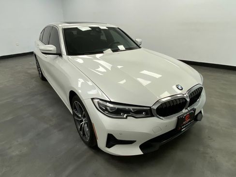 Used 2019 BMW 330i xDrive Sedan w/ Convenience Package AWD/4WD image 8