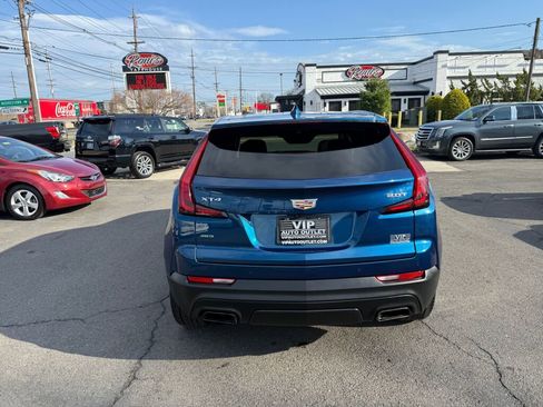 Used 2019 Cadillac XT4 Luxury w/ Cold Weather Package image 6