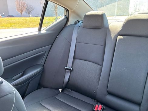 Used 2025 Nissan Altima 2.5 SV image 39