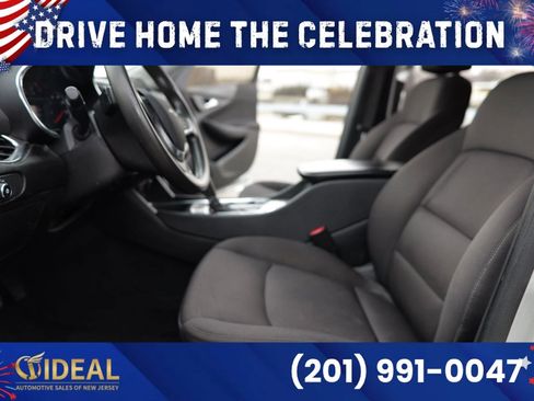 Used 2020 Chevrolet Malibu LT FWD image 17