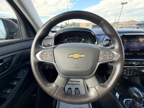 Used 2021 Chevrolet Traverse Premier w/ Redline Edition AWD/4WD image 12
