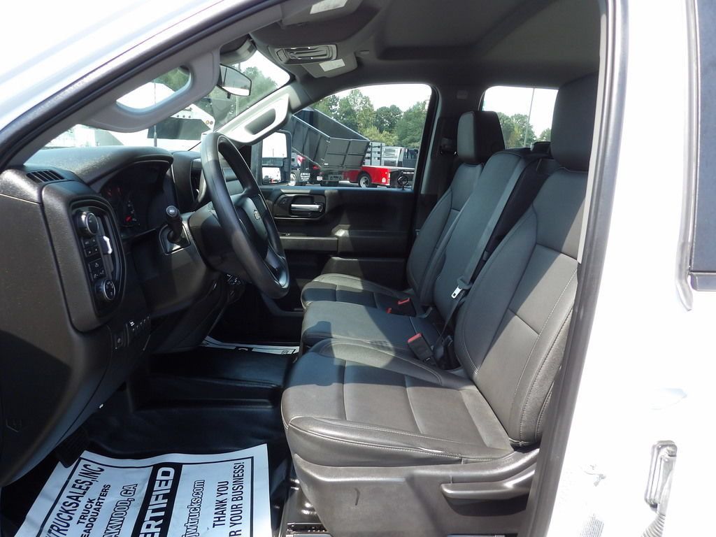 Used 2024 Chevrolet Silverado 3500 W/T w/ Snow Plow Prep Package AWD/4WD image 17