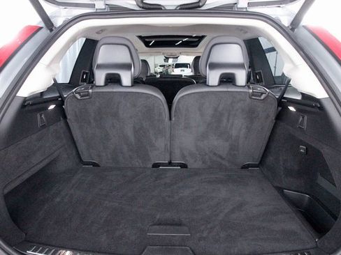 Certified 2024 Volvo XC90 B5 Plus image 33