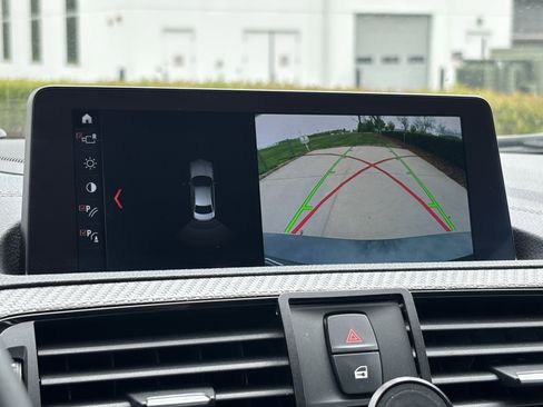 Used 2018 BMW M2 image 25