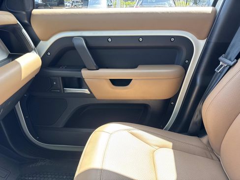 Certified 2025 Land Rover Defender 110 S AWD/4WD image 23