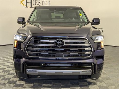 Used 2024 Toyota Sequoia Limited image 3