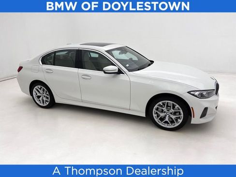 Certified 2025 BMW 330i xDrive Sedan w/ Convenience Package AWD/4WD image 1