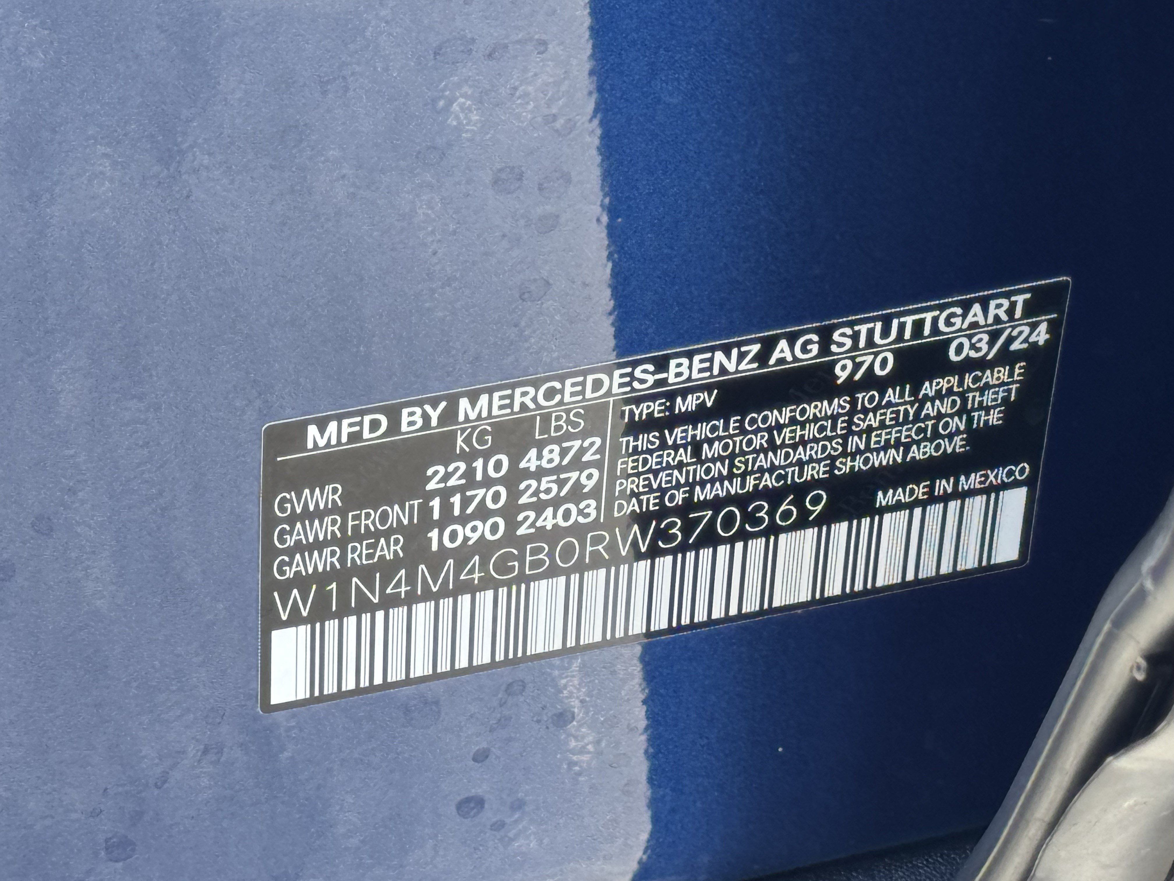 Used 2024 Mercedes-Benz GLB 250 image 40
