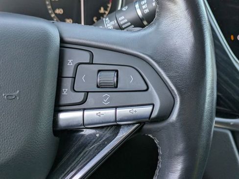 Used 2024 Cadillac XT6 Premium Luxury image 25