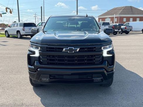 Used 2024 Chevrolet Silverado 1500 RST AWD/4WD image 9