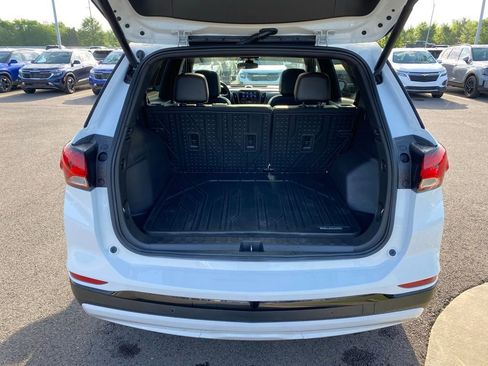 Used 2024 Chevrolet Equinox RS w/ RS Leather Package AWD/4WD image 28