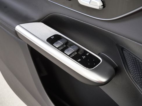 Certified 2026 Mercedes-Benz GLC 300 4MATIC image 35
