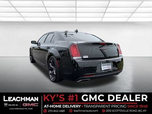 Used 2022 Chrysler 300 S RWD image 6