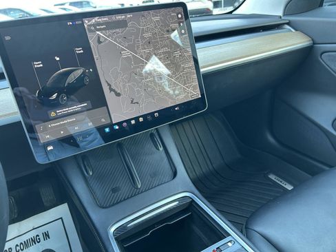 Used 2021 Tesla Model 3 Long Range image 12