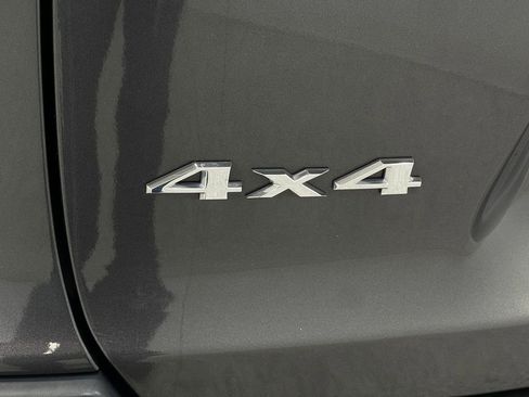 Used 2021 Jeep Cherokee Limited image 40