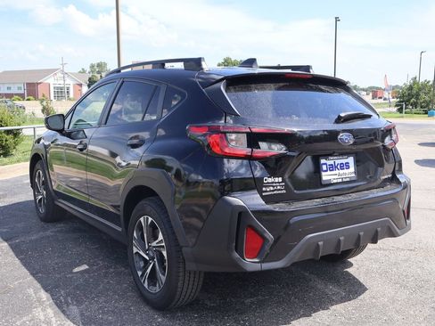 Used 2024 Subaru Crosstrek 2.0i Premium AWD/4WD image 5