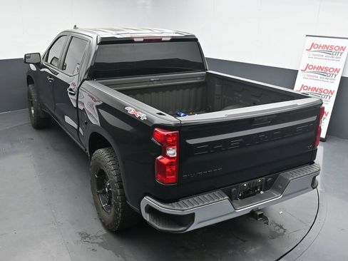 Used 2022 Chevrolet Silverado 1500 LT image 14
