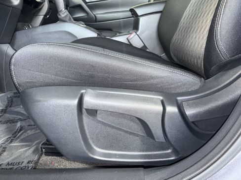 Used 2020 Nissan Rogue S FWD image 14