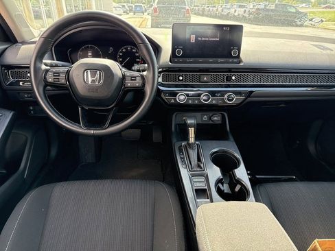 Used 2023 Honda Civic EX image 5