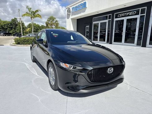 New 2026 MAZDA MAZDA3 s FWD image 7