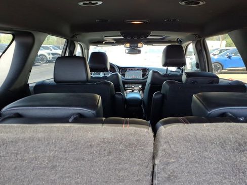 Used 2022 Dodge Durango R/T w/ Blacktop Package AWD/4WD image 6