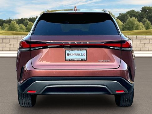 Used 2025 Lexus RX 350 Premium w/ Convenience Package FWD image 4