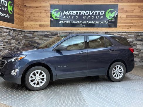 Used 2018 Chevrolet Equinox LS AWD/4WD image 17