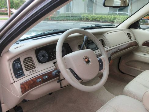 Used 2006 Mercury Grand Marquis LS RWD image 10