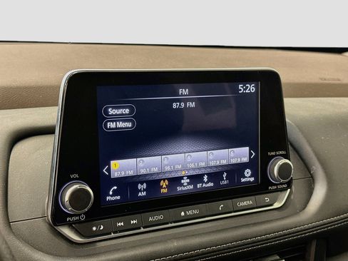 Used 2023 Nissan Rogue S AWD/4WD image 21