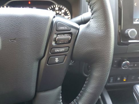 Used 2024 Nissan Frontier SL w/ Technology Package image 22