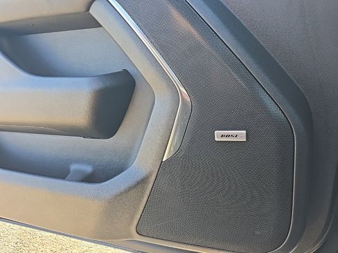 Used 2021 Chevrolet Tahoe Premier w/ Premium Package image 16