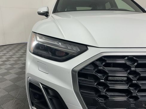 Used 2021 Audi Q5 e Prestige w/ Prestige Package AWD/4WD image 3