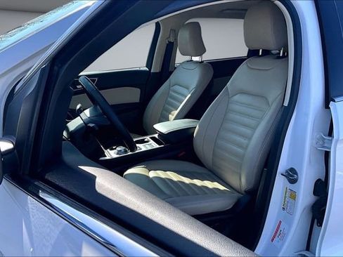 Used 2023 Ford Edge SEL w/ Convenience Package image 20