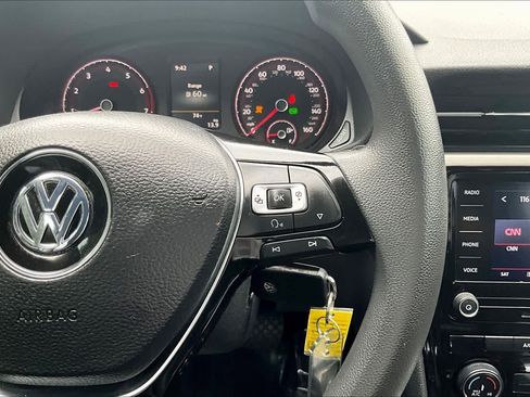 Used 2020 Volkswagen Passat 2.0T S image 24